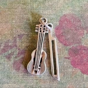 Vintage stamped 925 violin with bow charm